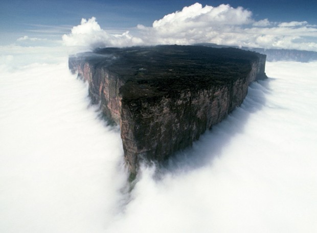 [Obrazek: Mount_Roraima_Venezuela-620x457.jpg]