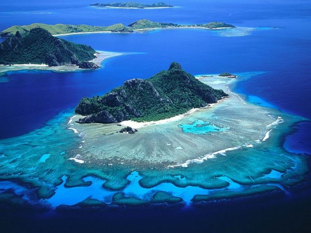 11 Natural Wonders to Visit While You're Still Young - #6 is Pretty Awesome! 3