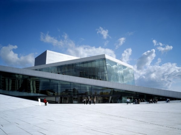 Top 15 Most Beautiful Buildings Around The World
