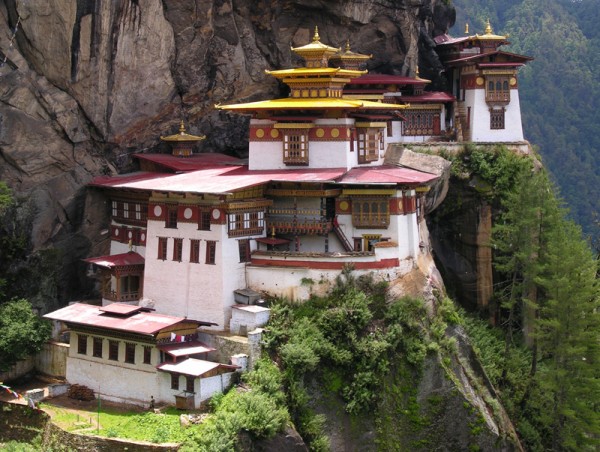 Top 15 Most Beautiful Buildings Around The World