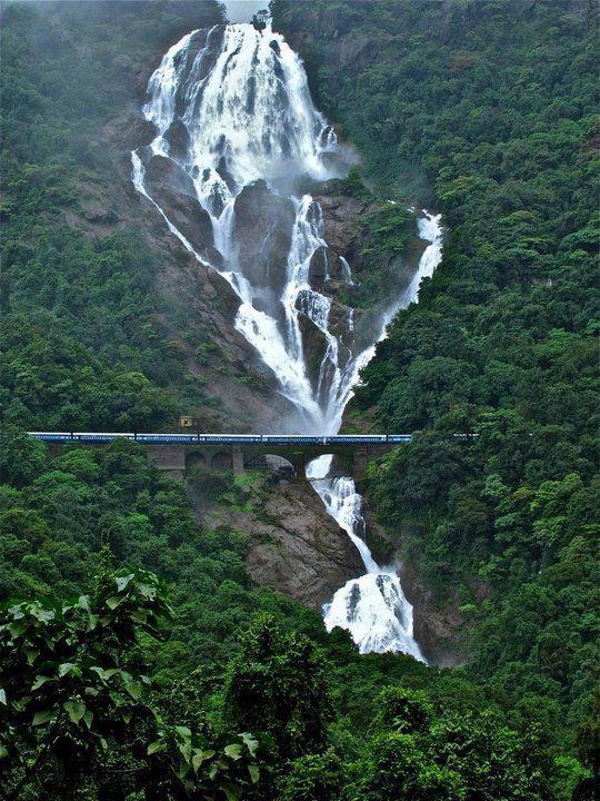 IndiaDudhsagar-Waterfalls.jpg