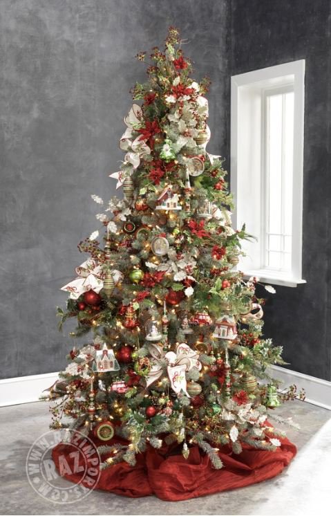 24 Amazing Christmas Trees for You to Set Up This Year - YourAmazingPlaces.com