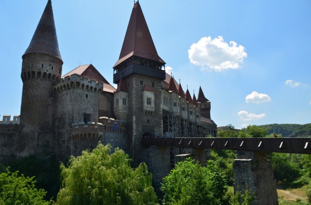 Hunyad Castle in Transylvania, Romania (2)