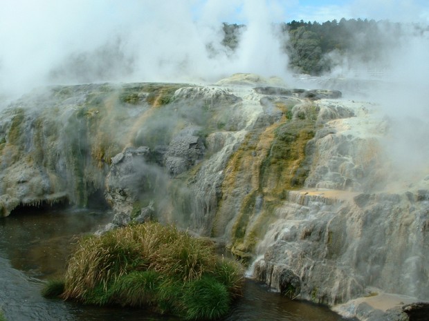 Geothermal area inRotorua, New Zealand (3)