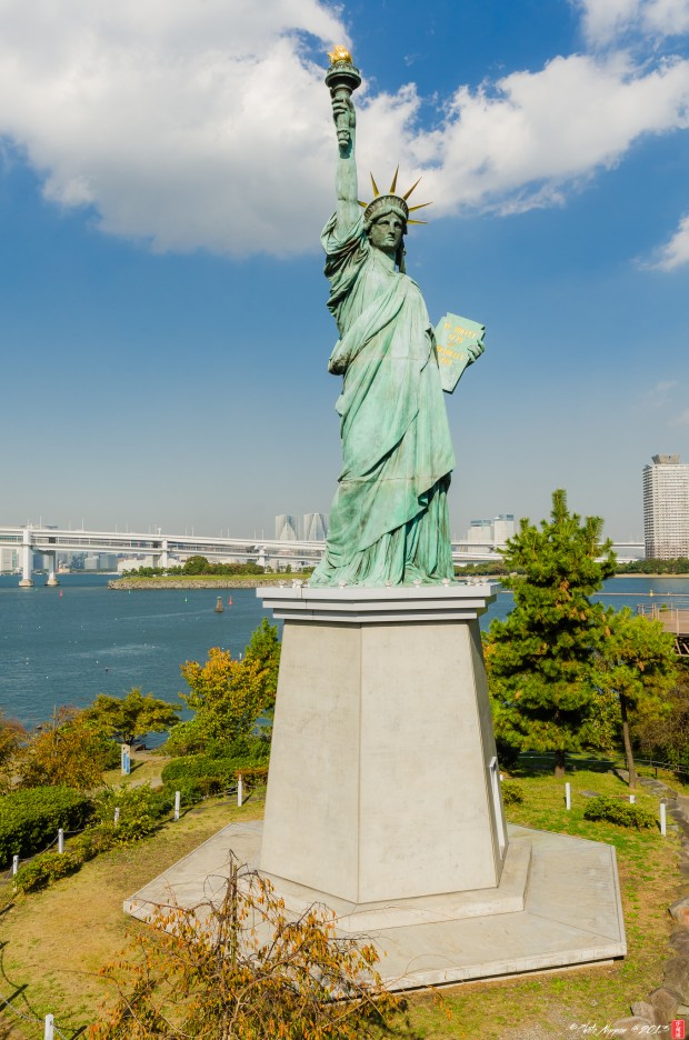 Must See Attraction Statue Of Liberty New York City Amazing Places
