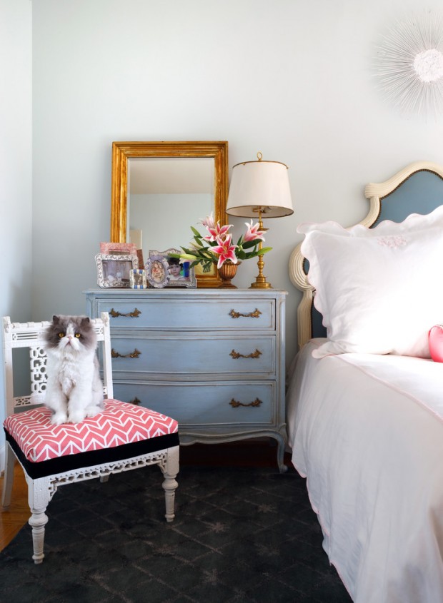Inspiring and BudgetFriendly Vintage Bedroom Ideas