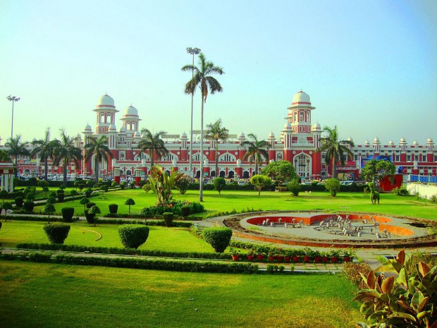 Charbagh_Railway_Station, _Lucknow