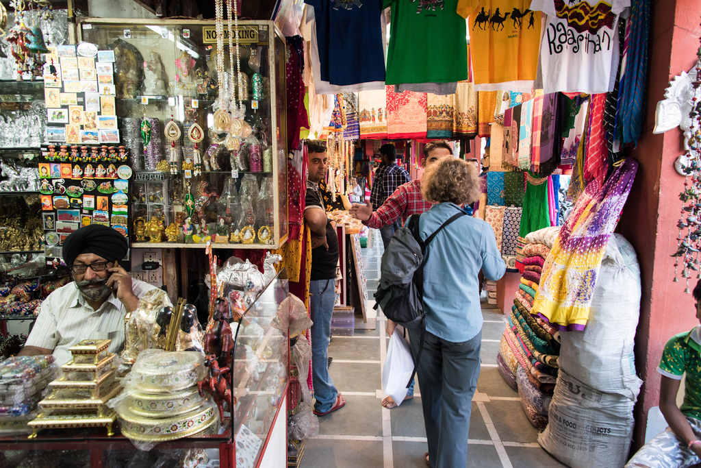 Best places to shop in Jaipur - YourAmazingPlaces.com
