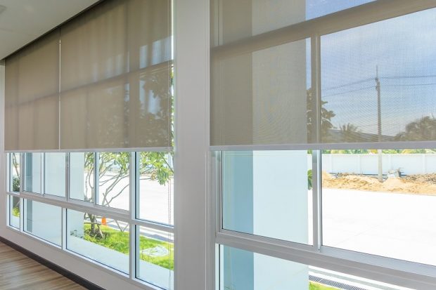 Various Advantages of The Installation of Roller Blinds Over Windows