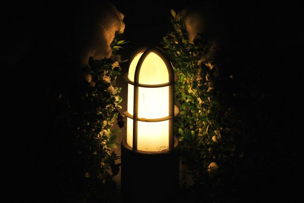 5 Outdoor Lighting Ideas to Spruce up Your Patio