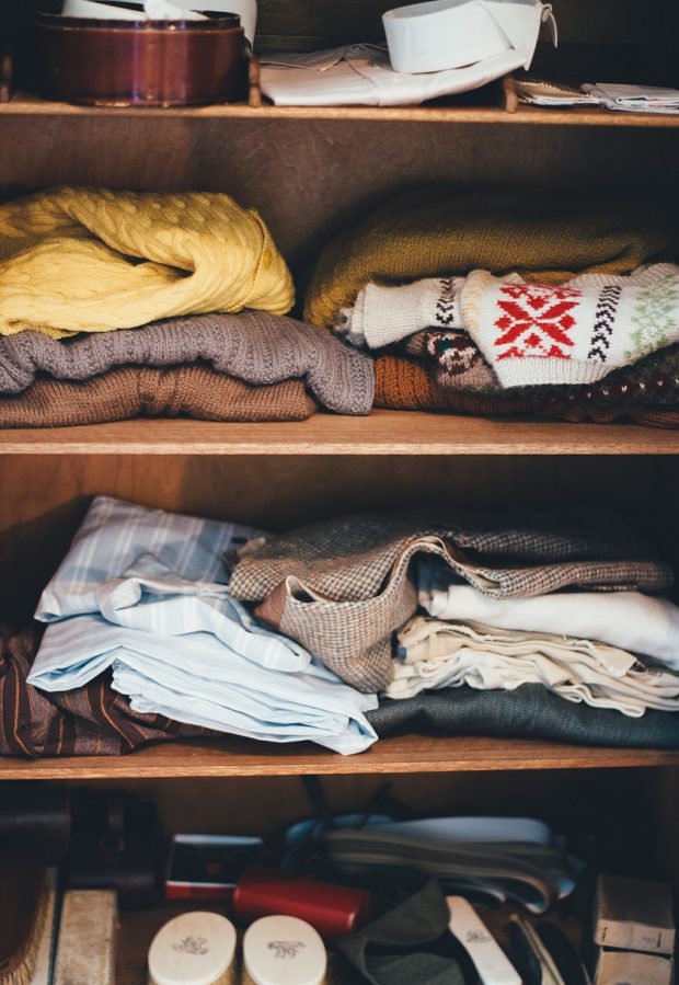 How to Pack Clothes for Cold Weather