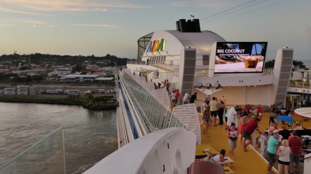 Going On a Cruise? These Are the Must-Haves That You Should Never Leave At Home