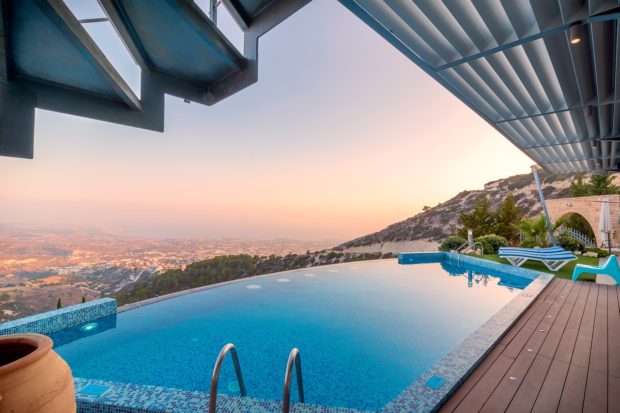 Most Amazing Swimming pools to take a dip this summer