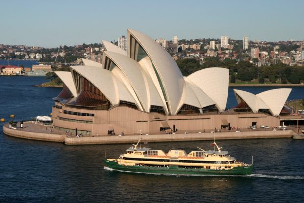 4 Ways to Enjoy the Water in Sydney Australia While on Vacation