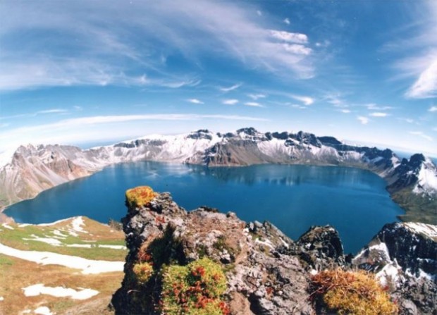 Heaven-Lake-North-KoreaChina-border-620x447 10 Incredible Places Made by The Beautiful Element, Water!