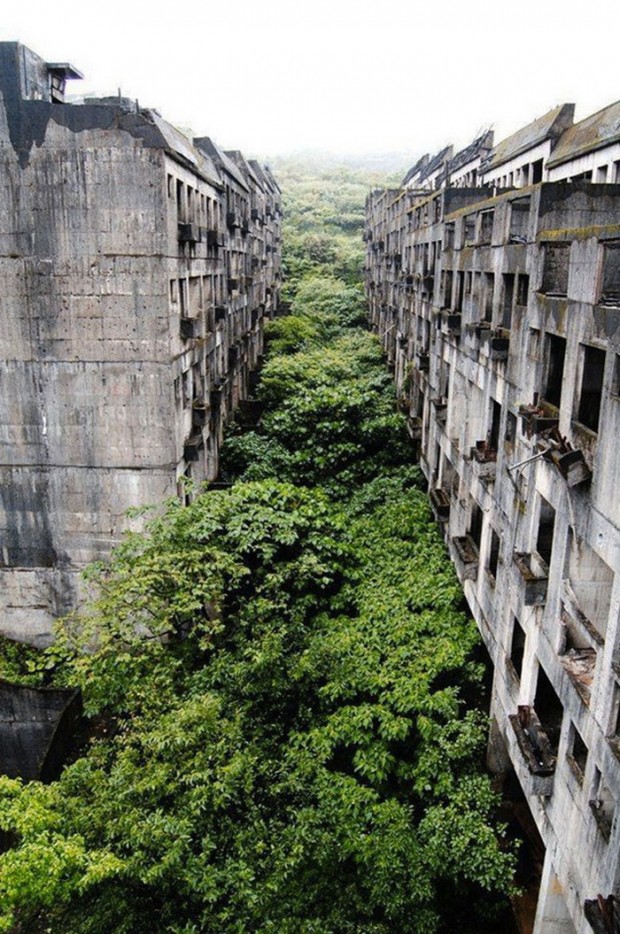 34 Abandoned But Beautiful Places