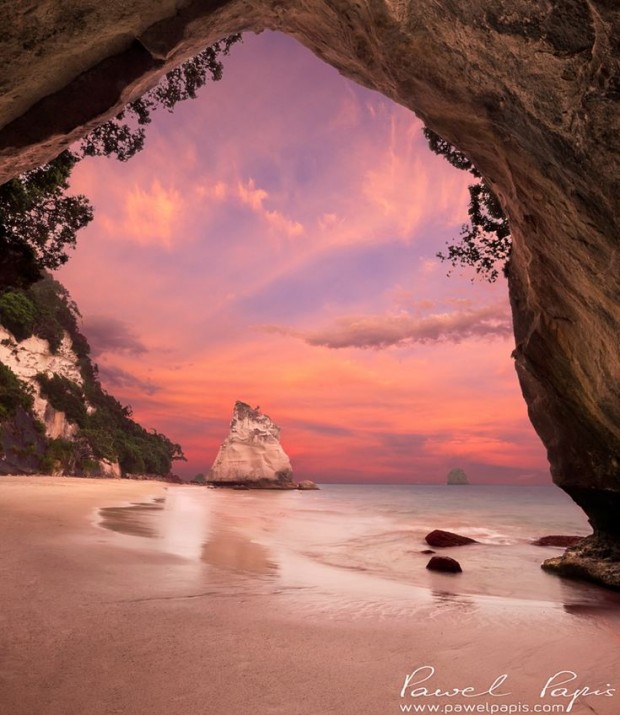 cathedral cove (2)