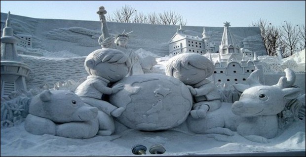 30 Stunning Snow Sculptures - Part 1