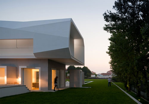 13 Houses With Superb Architecture And Interior Design 