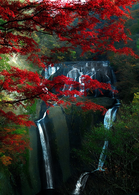 Fukuroda-Falls-Ibaraki-Japan