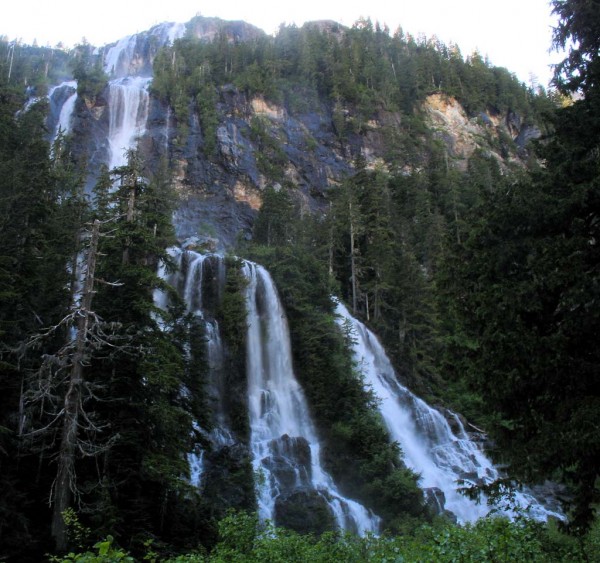 della-falls 104 World’s Most Famous And Amazing Waterfalls - part 1