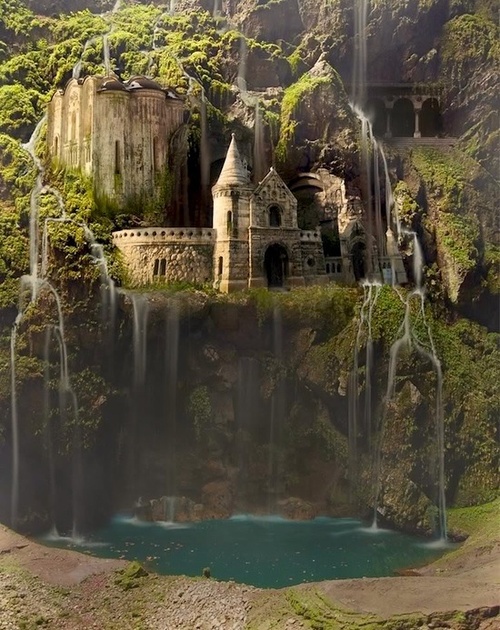 Waterfall-Castle-The-Enchanted-Wood 17 Astonishing Photos That You must See