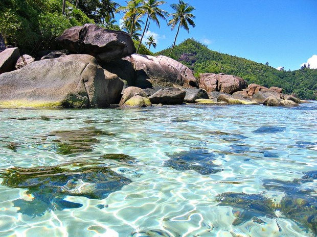 Seychelles-Islands.-Tropical-Vacation-620x465 Top 15 Pictures of Stunning Places
