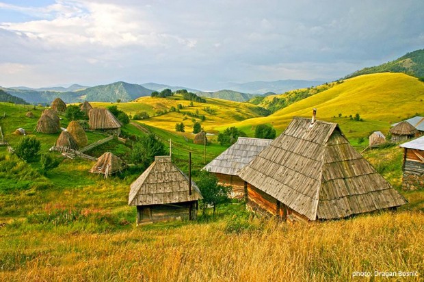 Tičije-polje-Ethno-village-southwestern-Serbia-620x412 13 Wonderful Shoots of Human Deeds