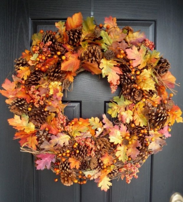 Fall-Wreath-Idea-1-620x685 15 DIY Ideas for Theming Your Home in the Spirit of Autumn