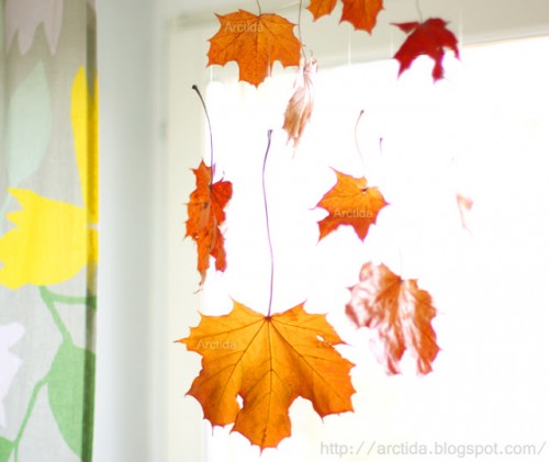 Falling-Leaves 15 DIY Ideas for Theming Your Home in the Spirit of Autumn