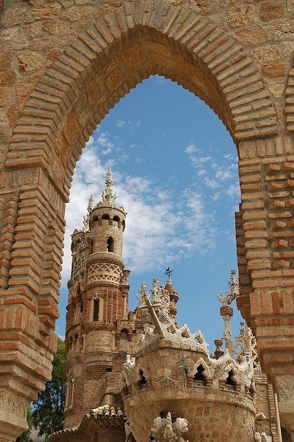 Castillo-de-Colomares-in-Benalmádena-Spain 14 Interesting Building Designs Around the World