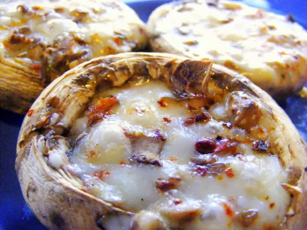Mantar-Dolması-620x465 Food & Travel: 20 Traditional Dishes of Turkey