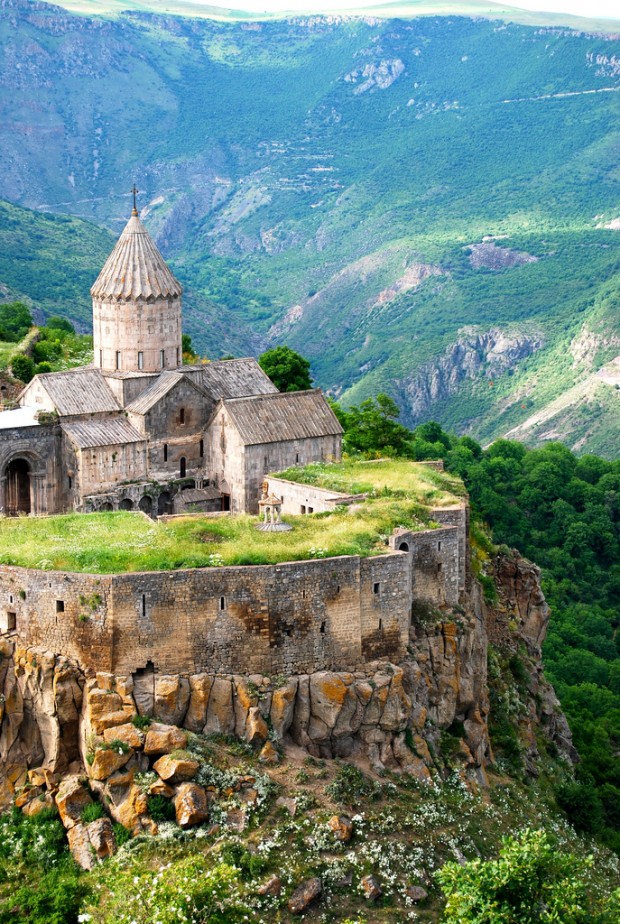 Tatev-Monastery-–-Armenia 12 Amazing Places That Everyone Should Visit One Day