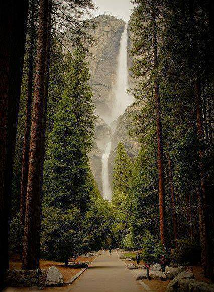 Yosemite-Falls-California 12 Amazing Places That Everyone Should Visit One Day