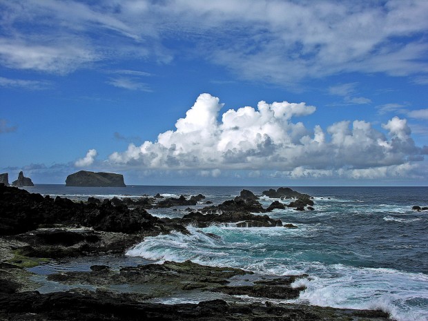 Açores-nascidos-da-lava-620x465 Top 7 Brilliant Places To Visit This Summer