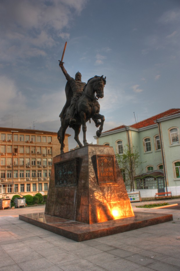 Kaloyan-the-Romanslayer-Bulgarian-Tsar-620x935 8 HDR Photos of Different Places in Bulgaria