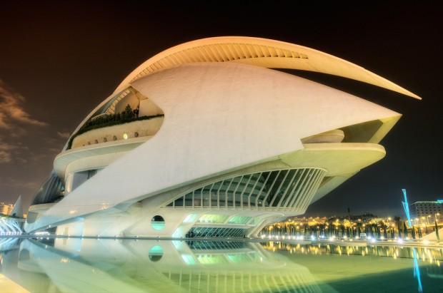 Palau-de-les-Arts-Reina-Sofía-Valencia-620x411 10 Breathtaking Places in Spain