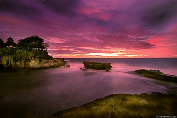 Tanah-Lot-Bali-2-620x413 10 Incredible Scenes from Bali