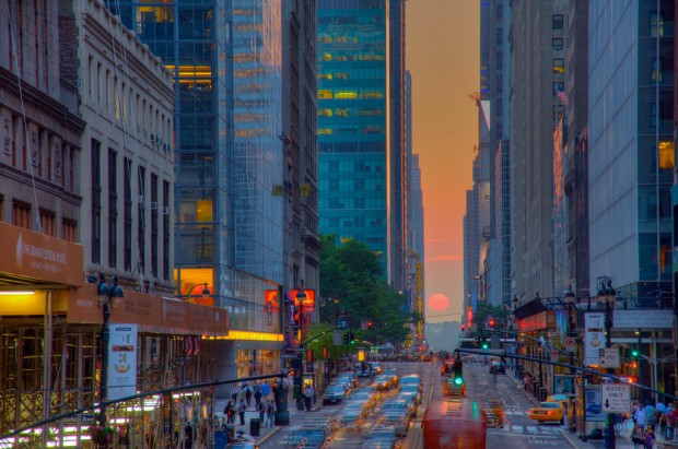 Manhattanhenge-NY-620x411 Educational Benefits of Traveling: Learning to Grow