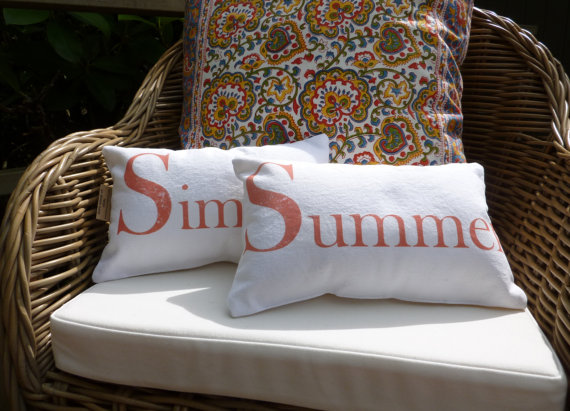 22 Handmade Summer Pillow Designs