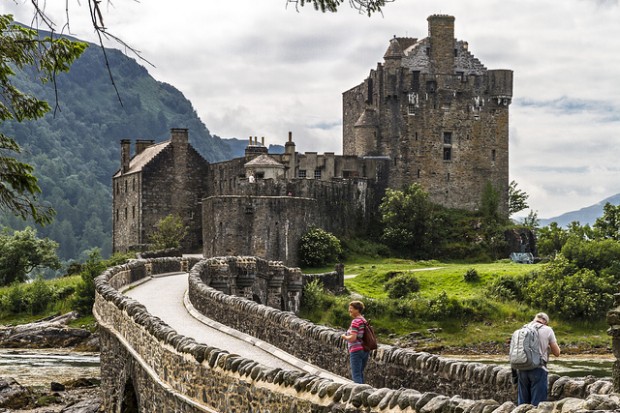Journey to Eilean Donan,the Most Spectacular Castle in Scotland
