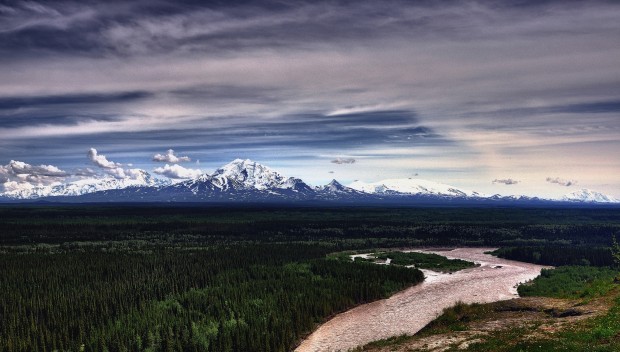 The-Copper-River-Ahtna-River-Wrangell–St.-Elias-National-Park-and-Preserve-Alaska-620x352 Get Lost in the Beauty of Wrangell–St. Elias National Park and Preserve