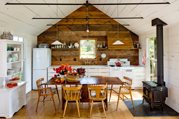 10 Warm Farmhouse Kitchen Designs