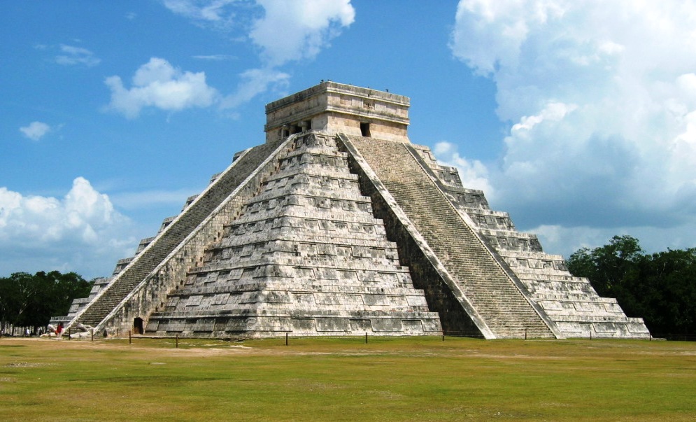 Chichen Itza’s Kukulcan Temple, Yucatan, Mexico