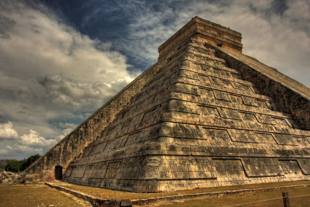 Chichen Itza's Kukulcan Temple, Yucatan, Mexico
