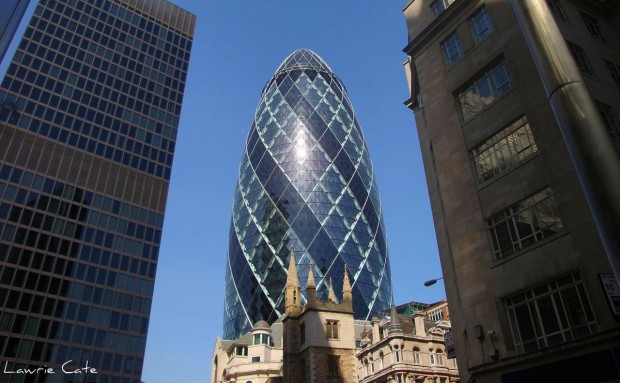 30 St Mary Axe aka London Gherkin – a Modern Skyscraper or Advantage in the 21st Century