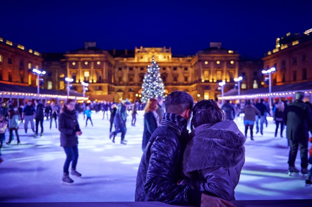 Discover London's Best Locations for a Romantic Christmas