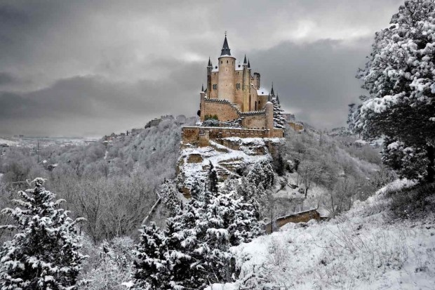 Fascinating Winter Idyll: 15 Of the Best Castles in Europe