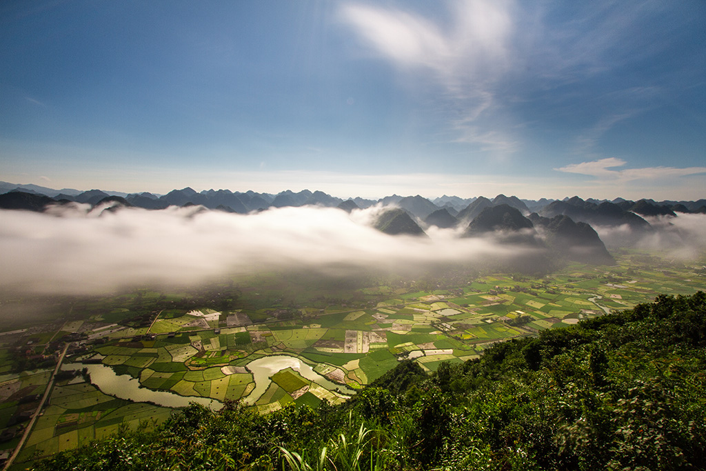Enjoy The Beauty Of Bac Son Valley YourAmazingPlaces enjoy-the-beauty-of-bac-son-valley-youramazingplaces