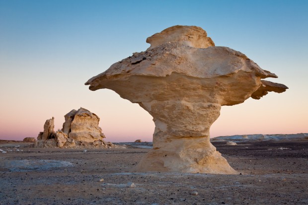 18 Magical Photos From White Desert in Egypt